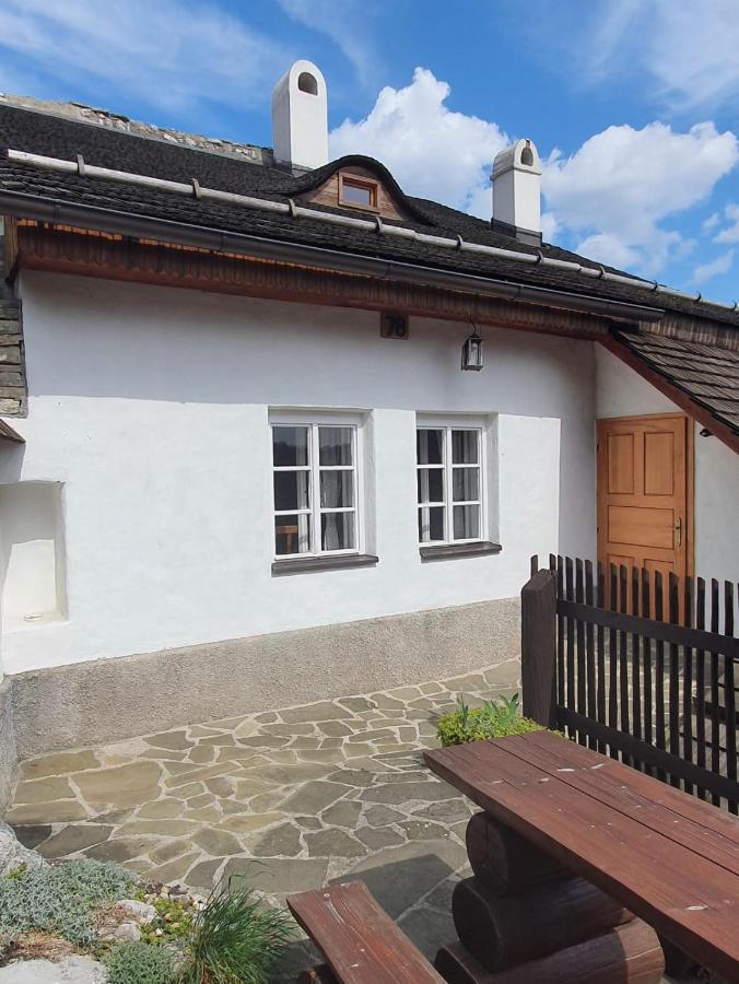 Stramberk V Kute Apartamento Exterior foto